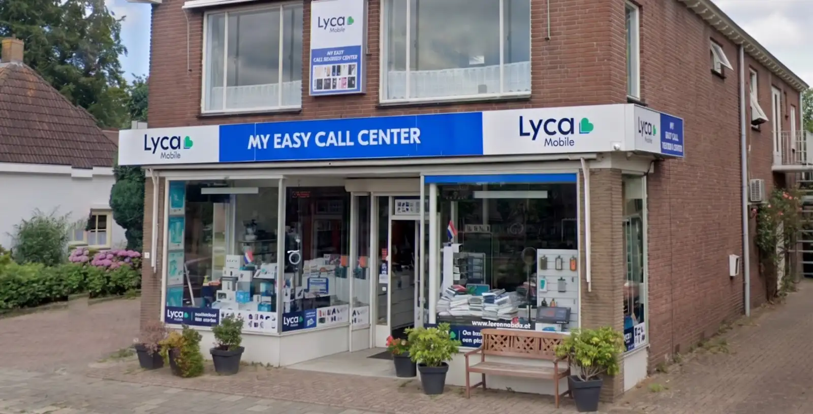 Winkelpand van My Easy Call Telecom Centre aan de Den Hulst 90 in Nieuwleusen